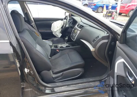 2016 Nissan Altima 2.5/S/Sv/Sl/Sr z USA, uszkodzony, nr VIN 1N4AL3AP0GN358145